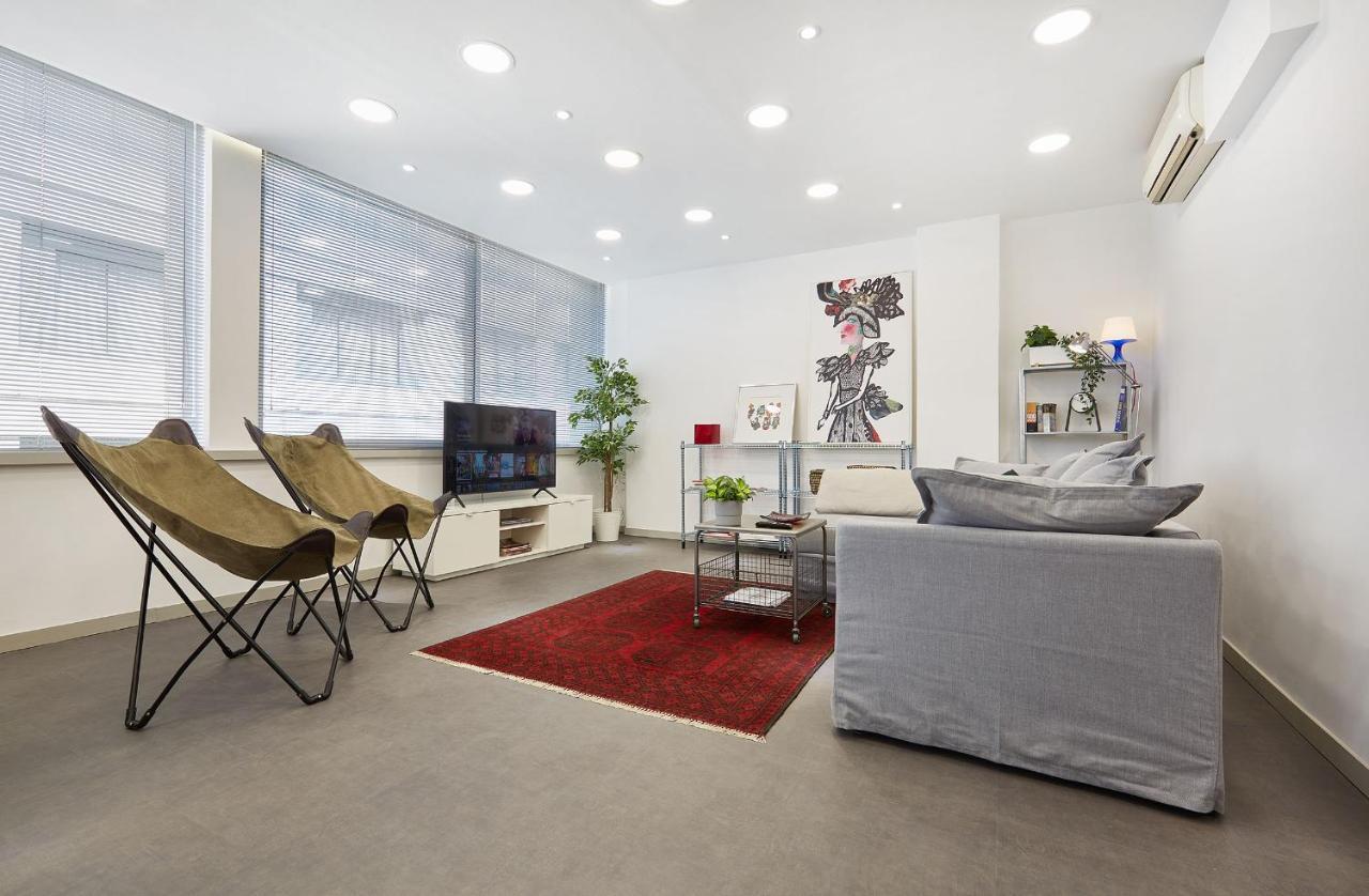 Chloe Boutique Apollo Apartment